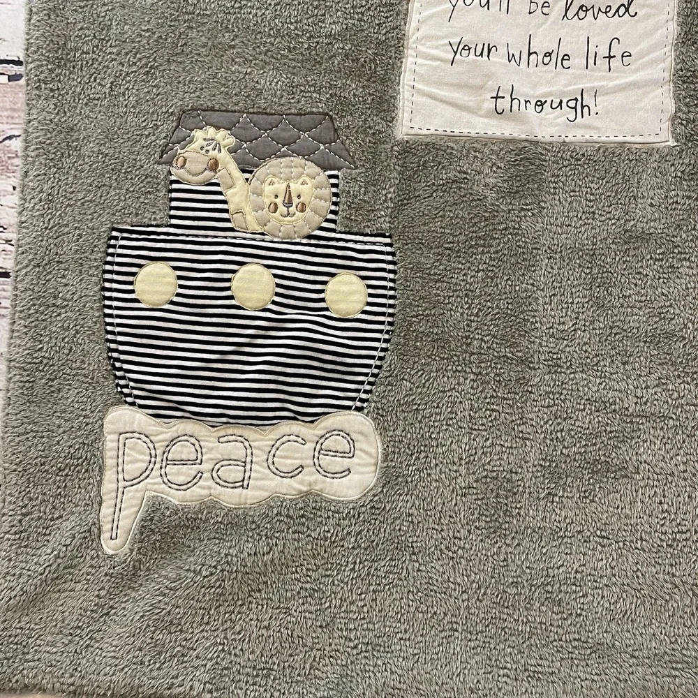 Demdaco Lift‎ the Spirit Blanket Baby Peace Rainbow
